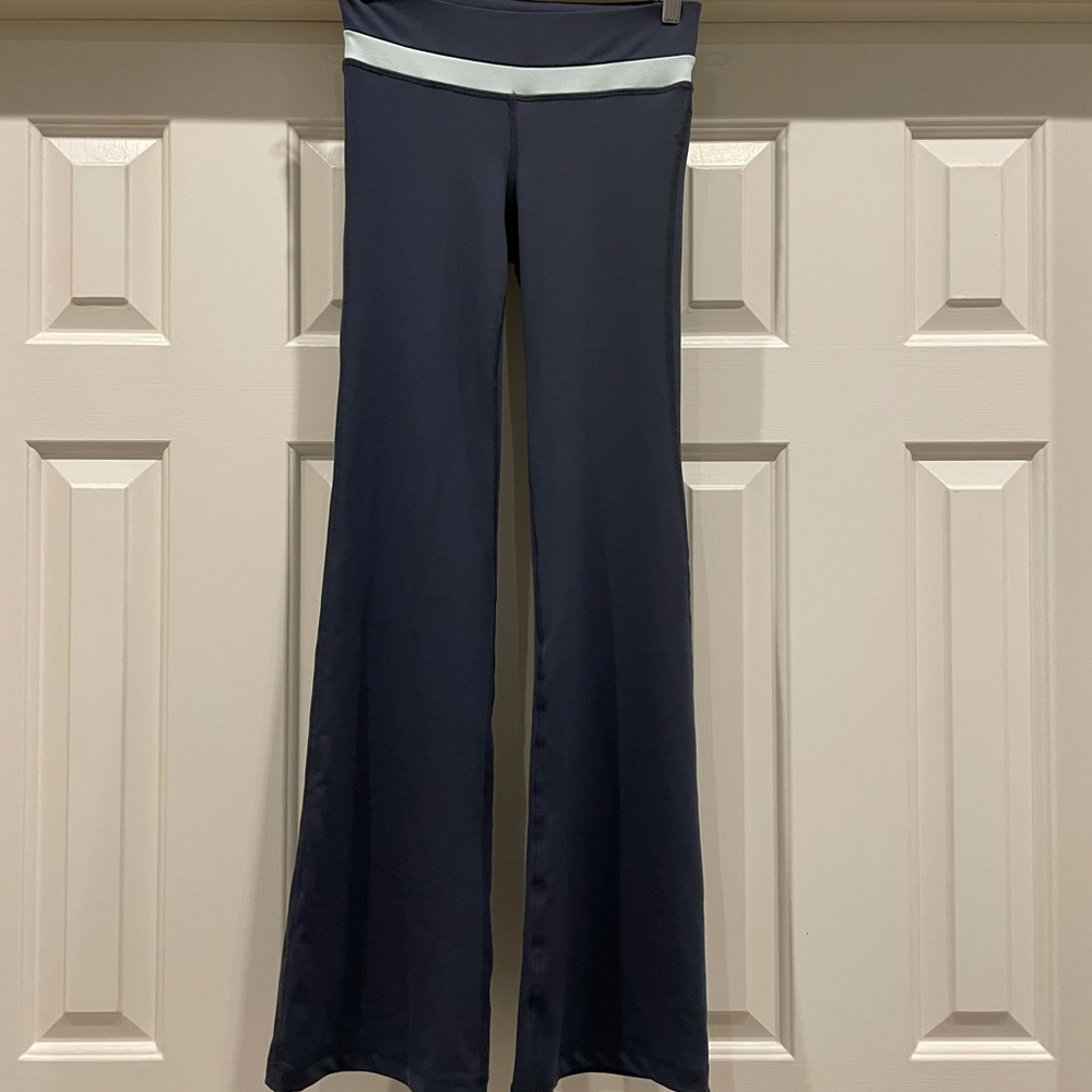 GAP Body Pants